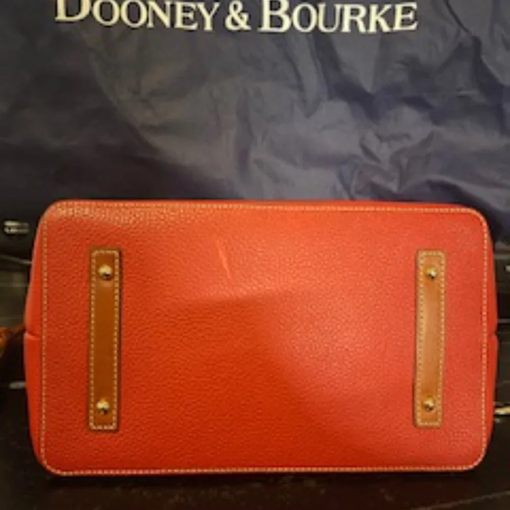 Dooney and Bourke Red Alert - Picture 3 of 9